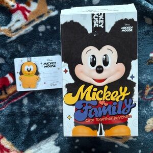 Disney Pluto Mickey Family Cute Together Keychain